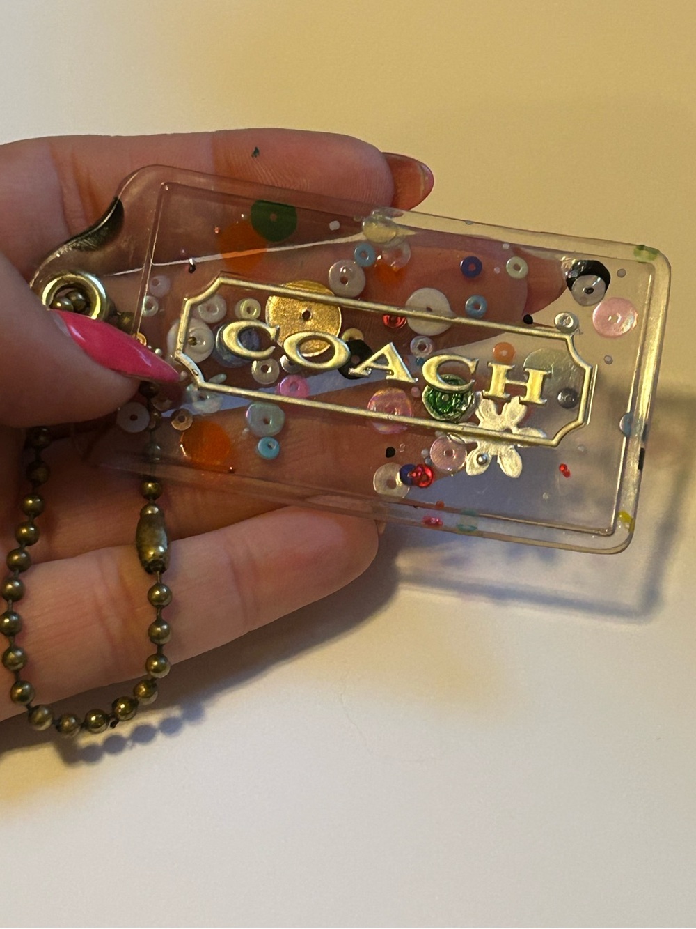 Vintage Coach Clear Hangtag with Multicolor Confetti - Picture 3 of 4